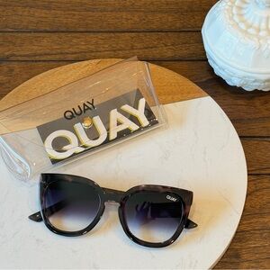 RARE Noosa Black Tortoise Framed sunglasses NWT